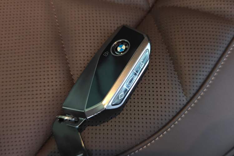 Used BMW X5 2023 xDrive 30Li Luxury M Sport Package