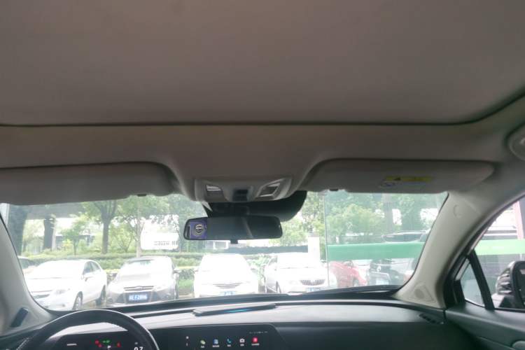 Used Changan UNI-T 2020 1.5T Prestige Version
