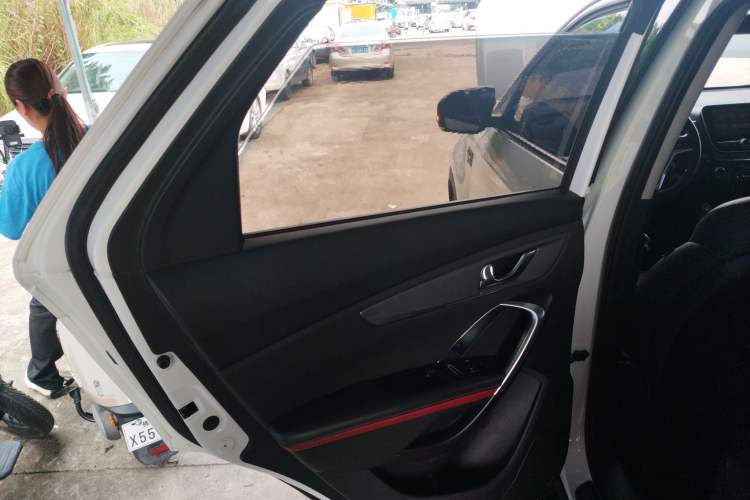 Used Changan CS55 2017 1.5T Automatic Colorful Edition
