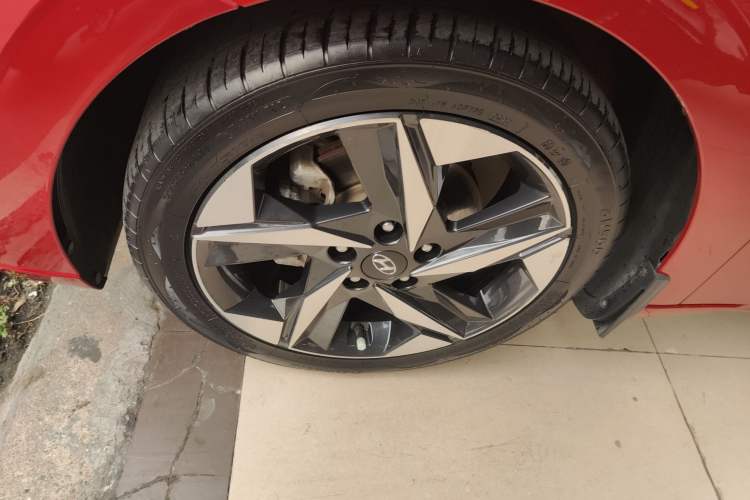 Used Hyundai Elantra 2021 1.5L CVT GLX Elite Edition
