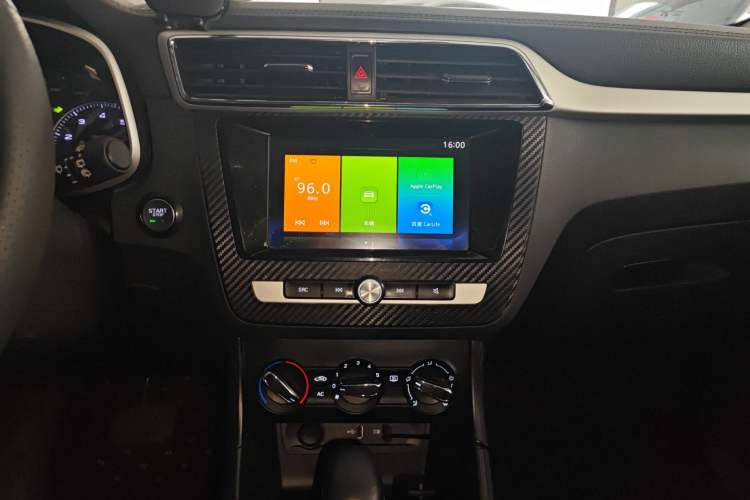 Used MG ZS 2018 1.5L Automatic Luxury Edition China V Standard
