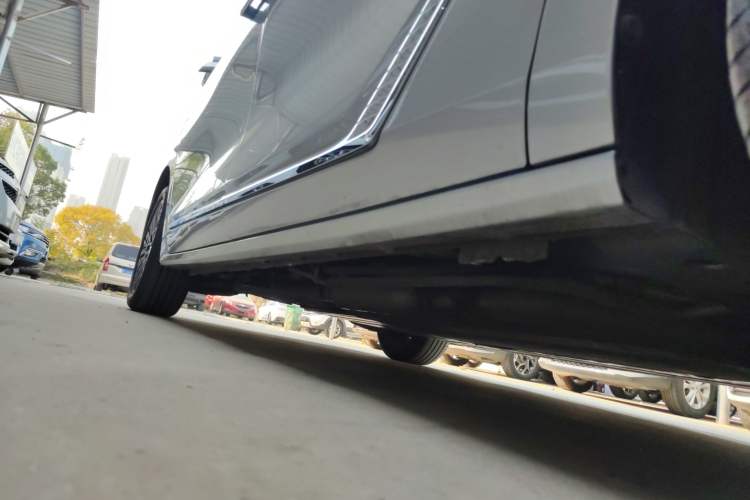 Used Buick GL8 New Energy 2024 Lu Zun Deluxe Edition 7-Seater
