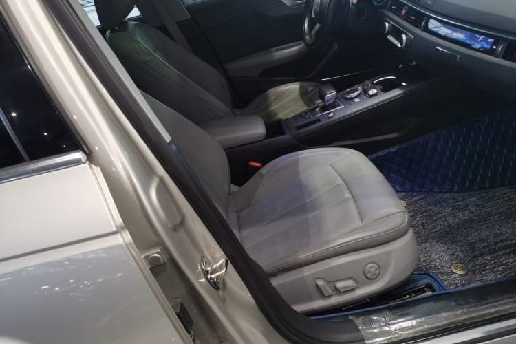 Used Audi A4L 2017 40 TFSI Style Edition
