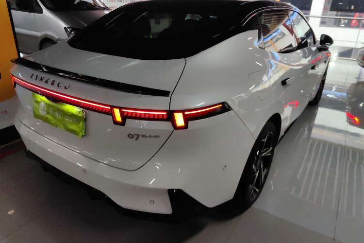 Used Lynk & Co 07 2024 EM-P 126 Long-Range Intelligent Driving Ultra