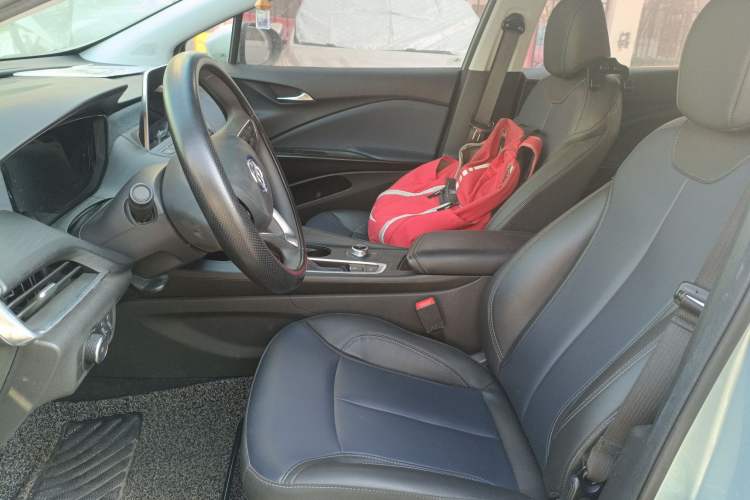 Used Buick Velite 6 2022 Connected Fashion PLUS