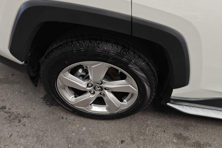 Used Toyota RAV4 2020 2.0L CVT Two-Wheel Drive Fashion Edition
