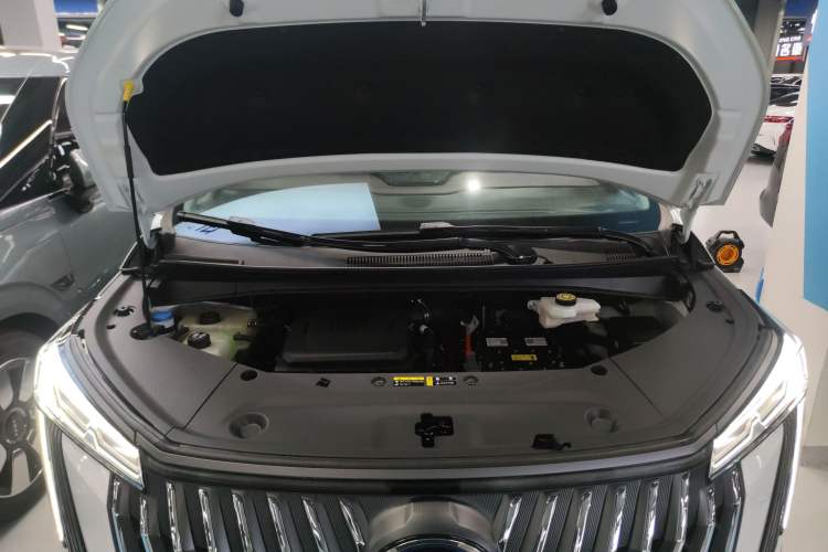 Used GAC Trumpchi M8 2024 Master Series Super Hybrid Edition
