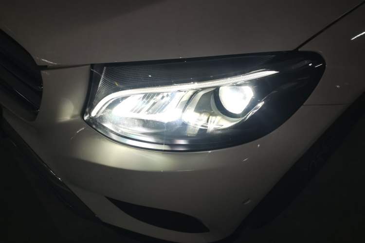 Used Mercedes-Benz GLC 2019 GLC 200 L 4MATIC
