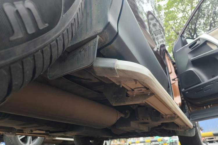 Used Toyota RAV4 2016 2.0L CVT Two-Wheel Drive Fashion Edition China V Standard
