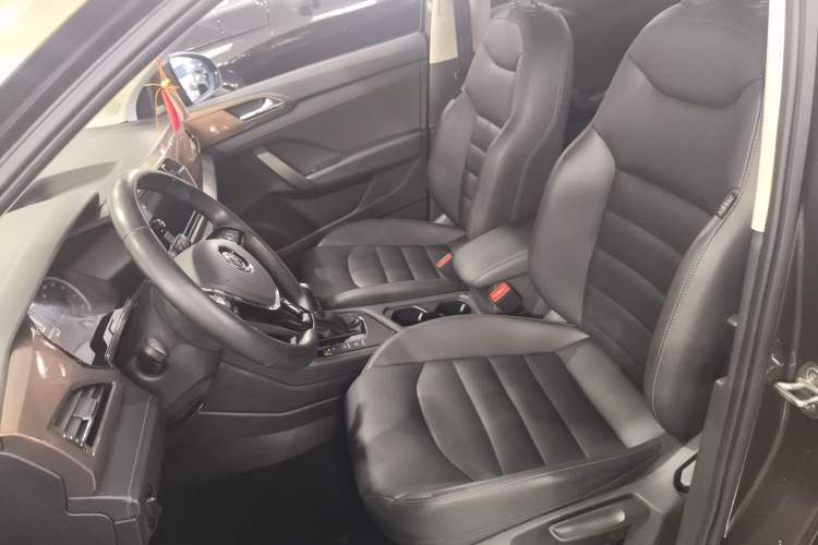 Used Volkswagen Tharu 2019 280TSI Two-Wheel Drive Luxury Version China VI Standard
