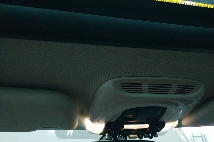 Used  MINI 2022 Updated 1.5T COOPER Artist
