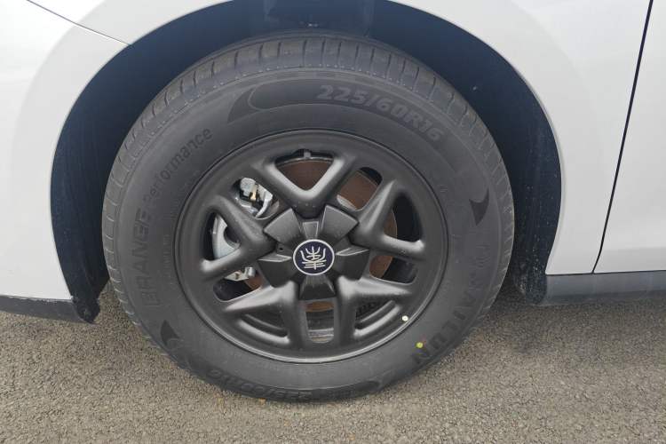 Used BYD Qin PLUS 2025 DM-i Smart Drive 55KM Leading Model