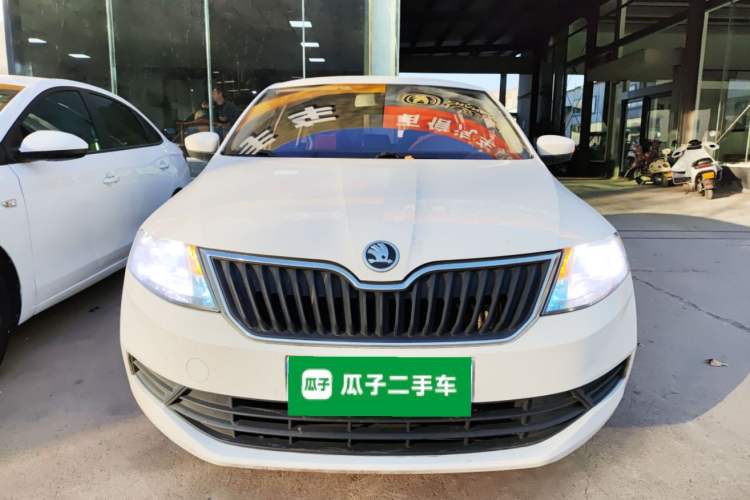 Used Skoda Rapid Spaceback 2019 1.5L Automatic Standard Edition