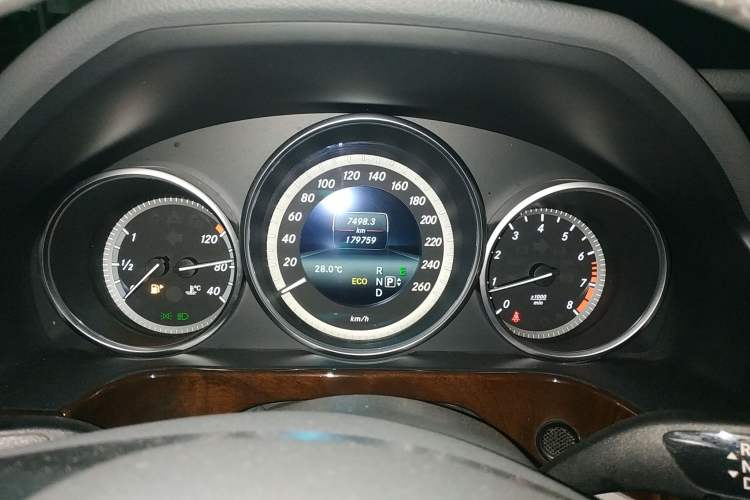 Used Mercedes-Benz E-Class 2014 Facelifted E 260 L Luxury Edition
