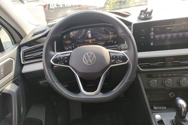 Used Volkswagen Tiguan L 2023 330TSI Automatic Two-Wheel Drive Comfort Edition
