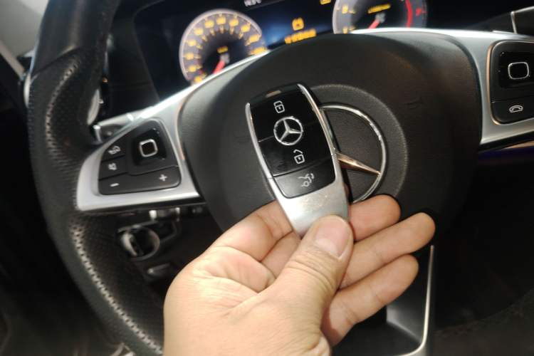 Used Mercedes-Benz E-Class 2017 E 200 L Sport 4MATIC
