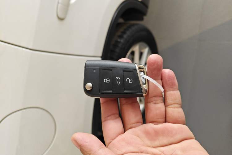 Used Volkswagen Tharu 2024 300TSI Two-Wheel-Drive Moon Luxury Edition
