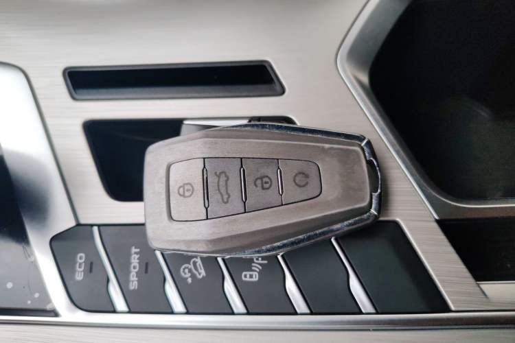 Used Geely Auto Coolray 2020 PRO 260T DCT Knight
