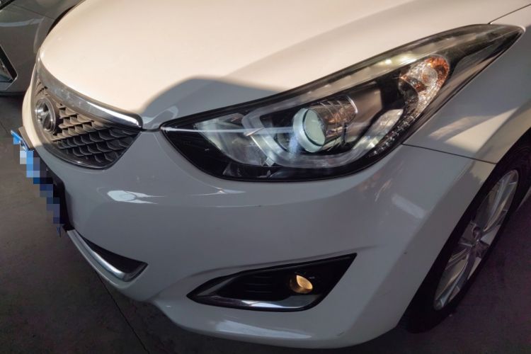 Used Hyundai Elantra 2016 1.6L Automatic Smart Version
