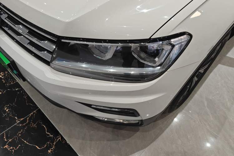 Used Volkswagen Tiguan L 2021 330TSI Automatic Two-Wheel Drive Smart Edition
