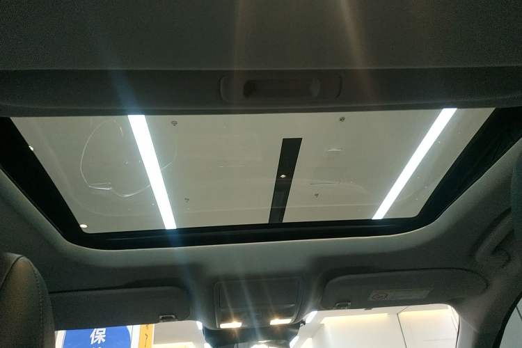 Used Ford Mondeo 2025 2.0T EcoBoost Luxury Version