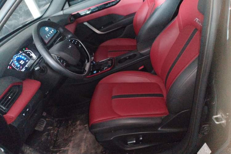 Used Dongfeng Aeolus Yixuan 2021 230T Automatic Hunter Edition
