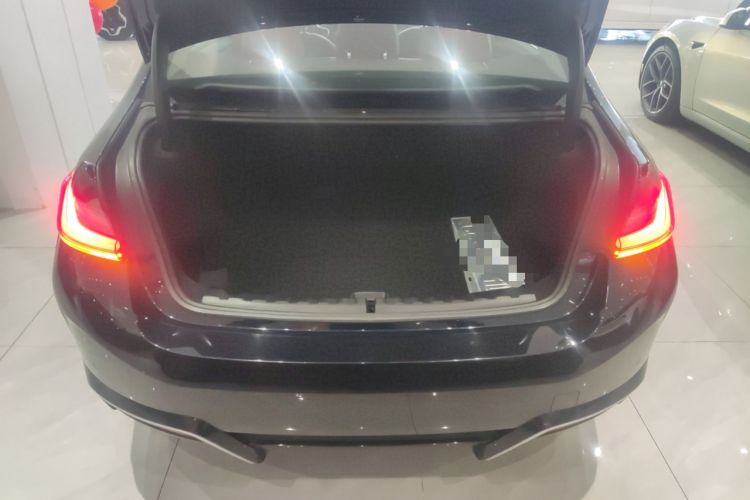 Used BMW i3 2025 eDrive 40 L Midnight Edition
