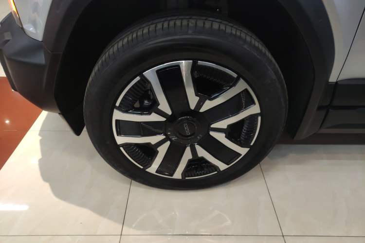 Used  03 2024 472km Four-Wheel Drive Long-Range Version
