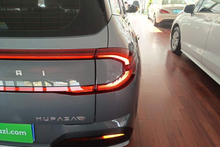 Used Hyundai ix35 2023 Musso 2.0L Deluxe Edition DLX
