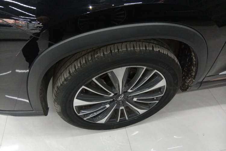 Used Chery Tiggo 8 PRO 2024 Champion Edition 390T Two-Wheel Drive Peak Version 7 Seats
