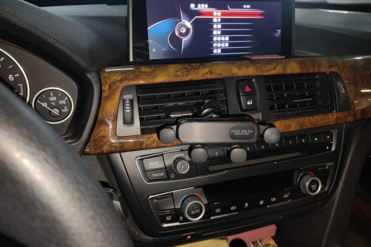 Used BMW 3 Series GT 2016 320i Fashion Model