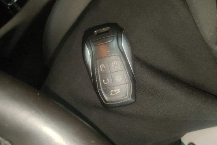 Used Soueast DX3 2016 1.5T CVT Flagship Model
