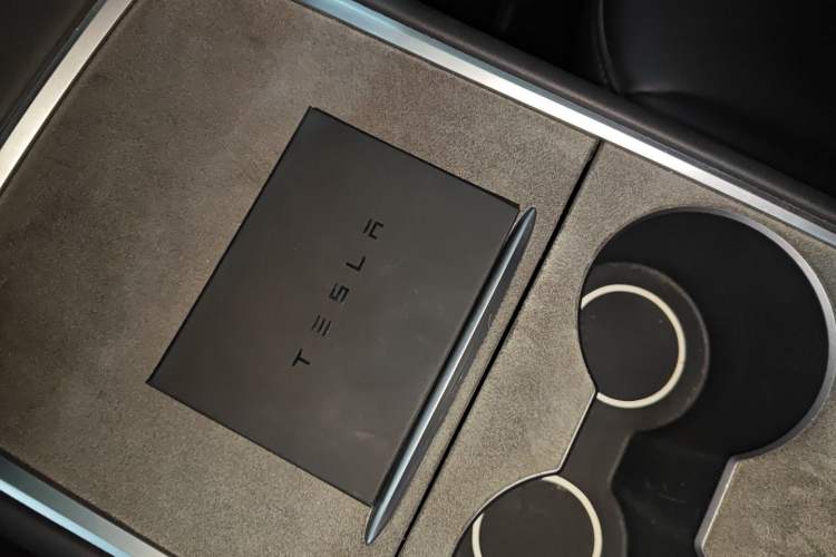 Used Tesla Model Y 2023 Rear-Wheel-Drive Version