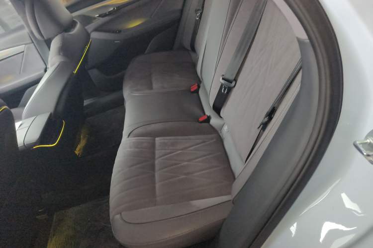 Used VOYAH PASSION 2023 Four-Wheel Drive Long-Range Version