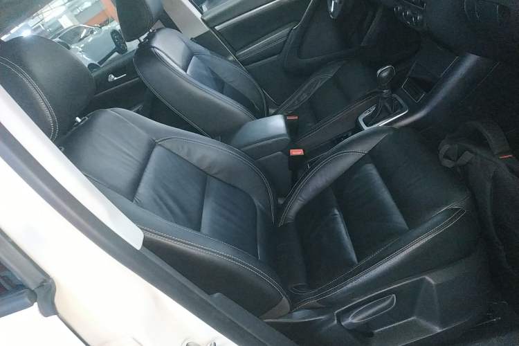 Used Volkswagen Tiguan 2017 300TSI Automatic Two-Wheel Drive Silk Road Comfort Edition