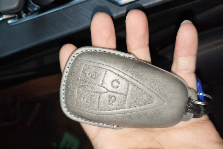 Used Changan UNI-V 2022 1.5T Prestige Version
