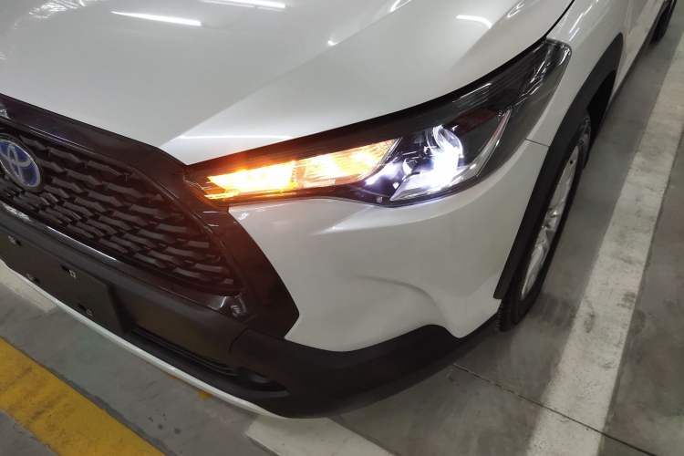 Used Toyota Corolla Cross 2023 Dual-Motor 2.0L Pioneer Edition
