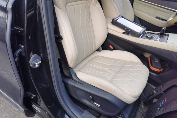 Used Geely Auto Monjaro L 2025 Dongfang Yao 2.0TD Automatic All-Wheel-Drive Wangyue Edition