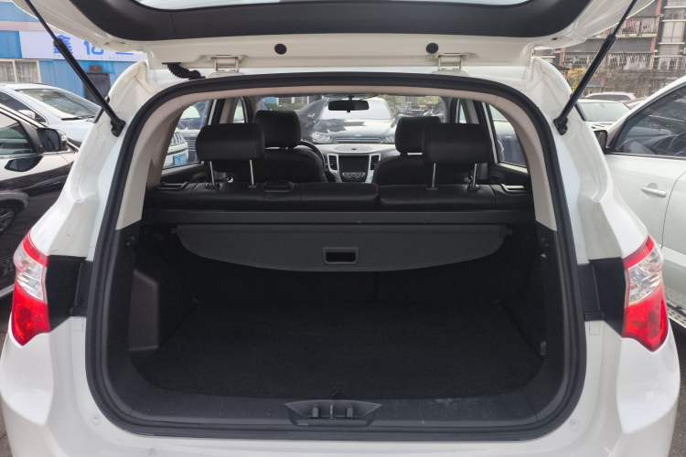 Used Changan CS35 2016 1.6L Automatic Luxury Model China V Standard
