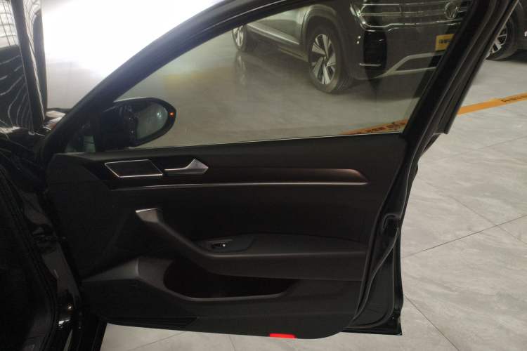 Used Volkswagen Magotan 2020 330TSI DSG Leading Model
