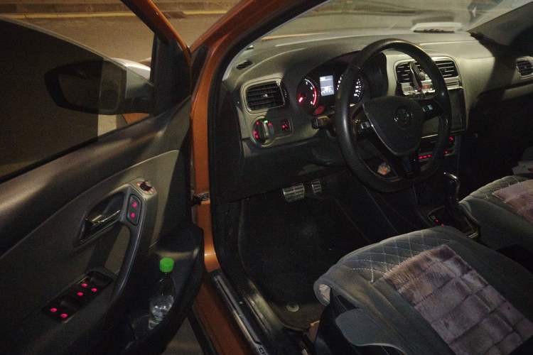 Used Volkswagen Polo 2016 1.6L Cross Polo Automatic
