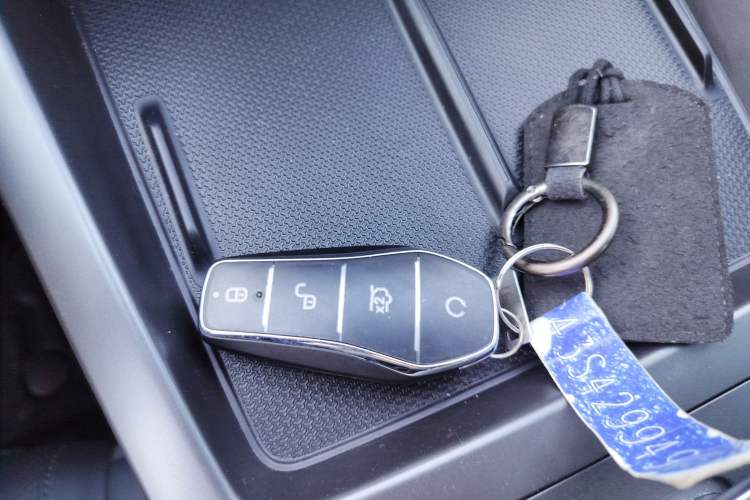 Used BYD Qin PLUS 2025 DM-i Smart Drive 55KM Leading Model