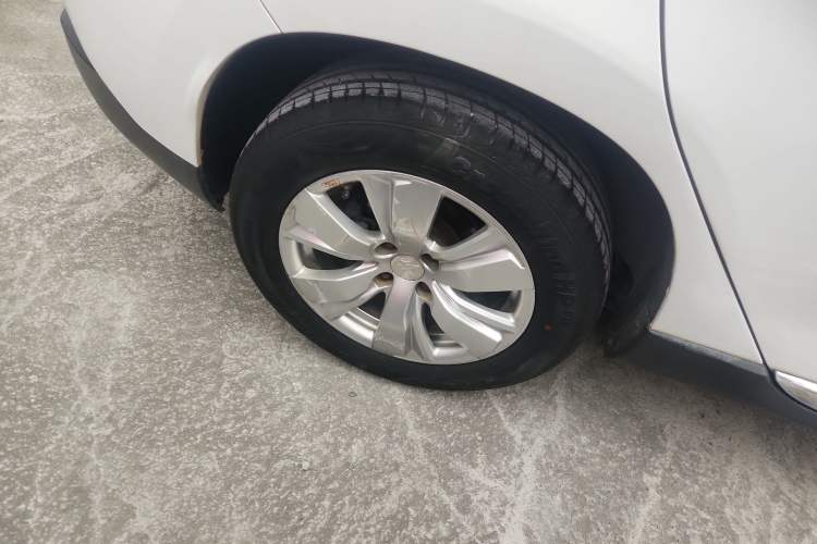 Used Peugeot 2008 2014 1.6L Manual Fashion Edition