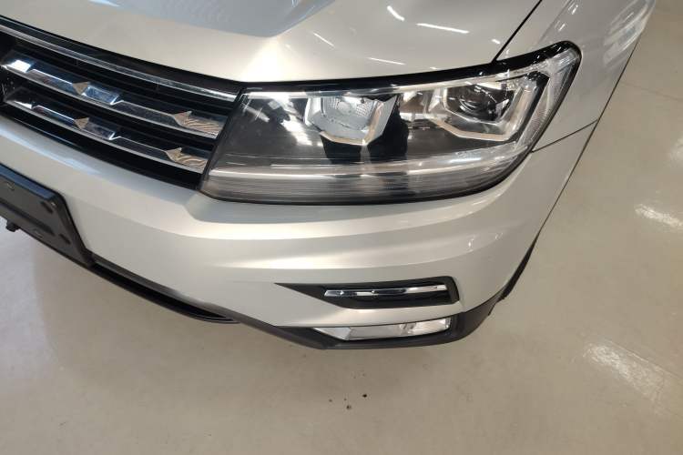 Used Volkswagen Tiguan L 2020 330TSI Automatic Two-Wheel Drive Panoramic Comfort Edition China VI Standard