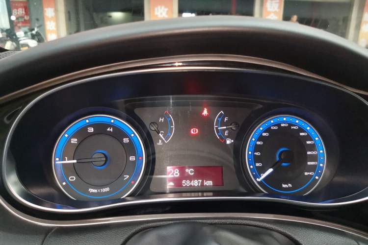 Used Fiat Viaggio 2015 1.4T Manual Enjoyment Edition
