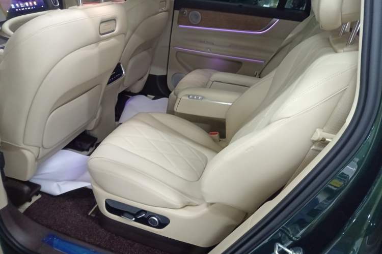 Used Hima AITO M9 2024 Range-Extended Ultra Version 42 kWh 6-Seater Model