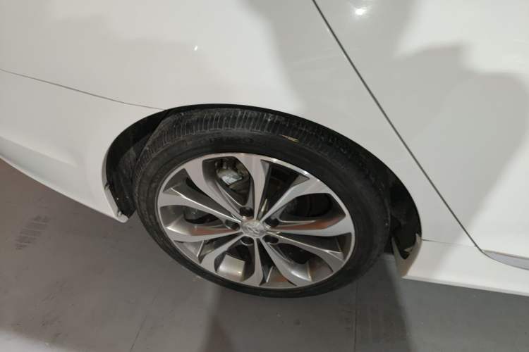 Used Hyundai Sonata 2014 2.4L Automatic Luxury Version China V Standard