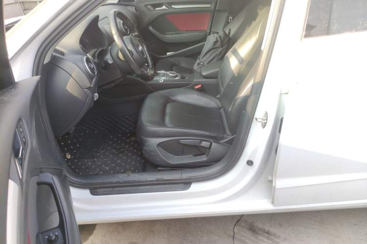 Used Audi A3 2016 Sportback 35 TFSI Ambition Edition
