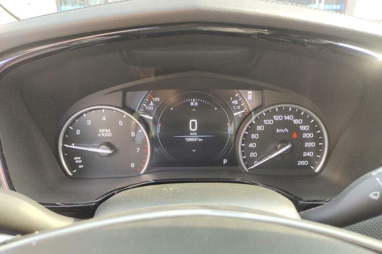 Used Cadillac XT5 2018 25T Luxury Model
