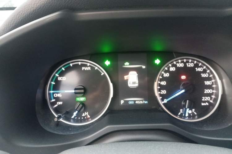 Used Toyota Wildlander 2022 Dual-Engine 2.5L E-CVT Two-Wheel Drive Prestige Edition
